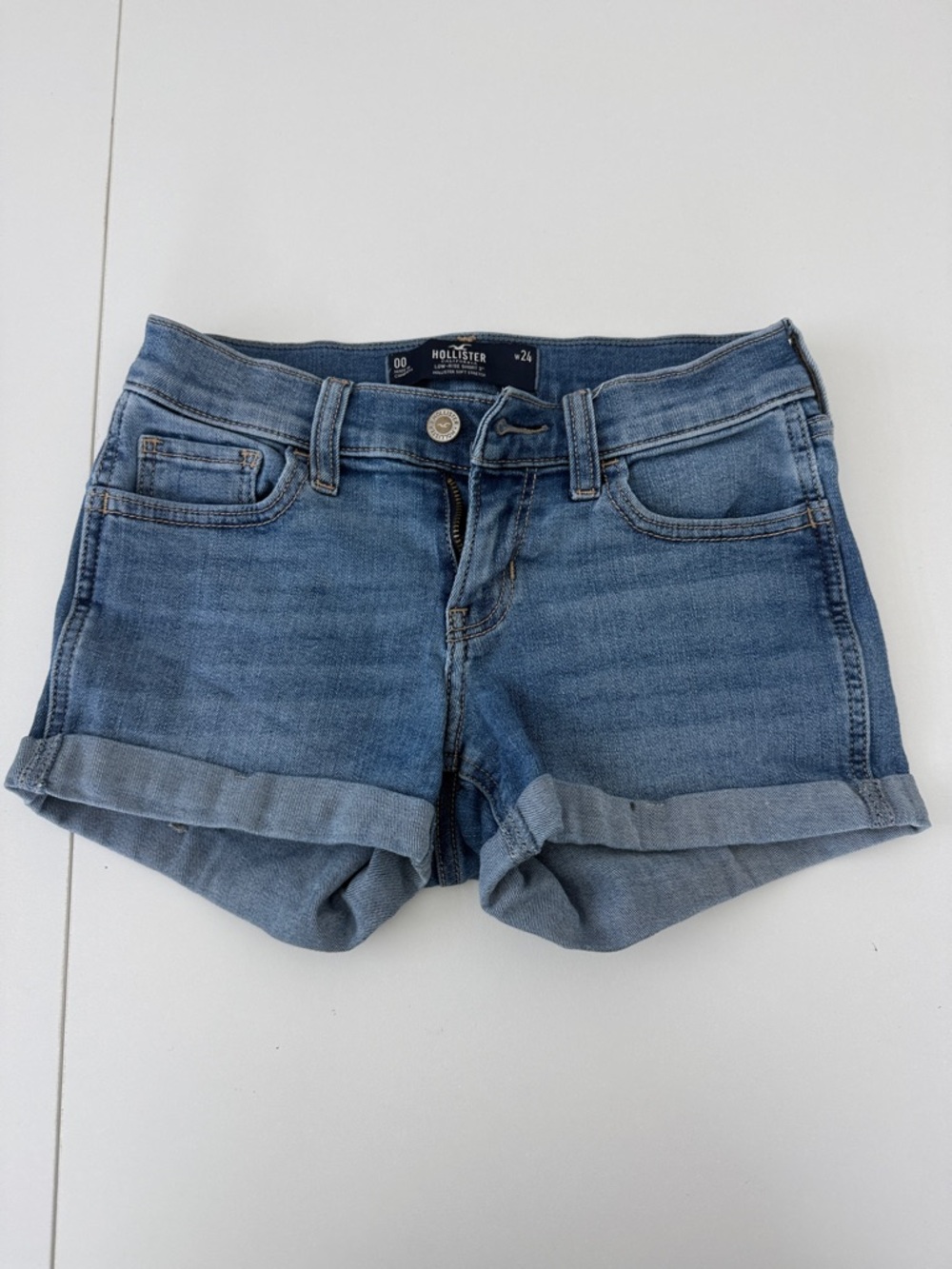 Hollister Light-Med Blue Denim Roll-Cuff Shorts